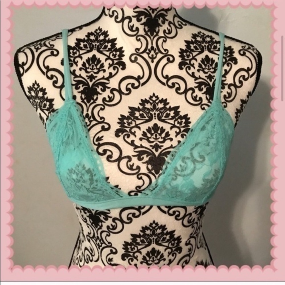 💛HP. Aqua bralette size med/large